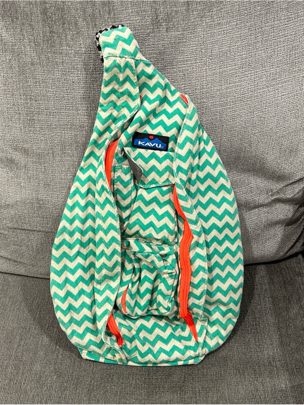 Kavu Rope Sling Bag Crossbody Chevron Green